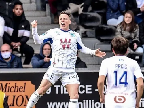 Kevin Gameiro prolonge au Racing