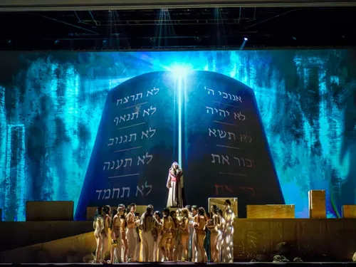 La nouvelle version de la comédie musicale "Les 10 Commandements"...