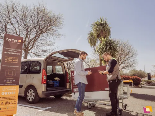 Tut Tut : 5 ans après, le "petit service entre voisins" est devenu...