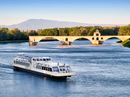 Avignon : Top départ des croisières de Noël sur le Rhône
