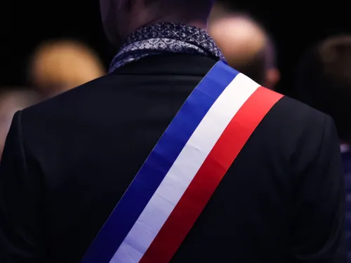 Occitanie : le portrait des maires à moins de trois mois des...