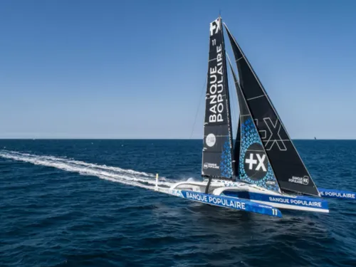 Gard : le Maxi Banque Populaire XI s'installe à Port Camargue