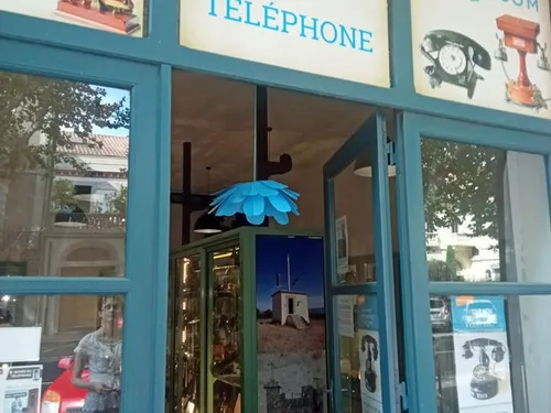 Le téléphone a 150 ans : À Narbonne, on apprend encore aux jeunes à...