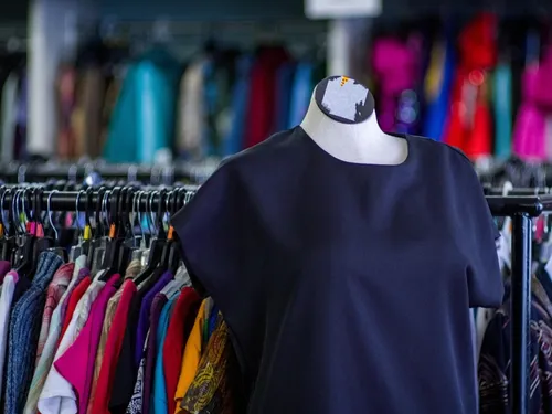 Le petit guide de la seconde main sur internet et dans la région