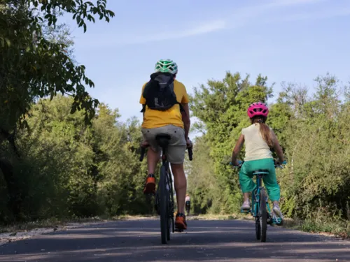 5 idées de balades à vélo en famille autour du Golfe du Lion