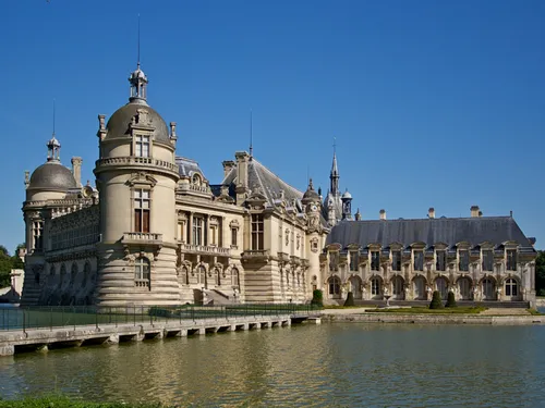 Le Château de Chantilly a-t-il gagné au Monument Préféré des...