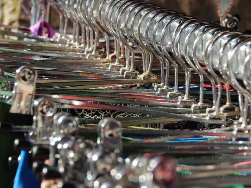 Nouvelle vente de vêtements à L'Entrepôt 202 de Wambrechies