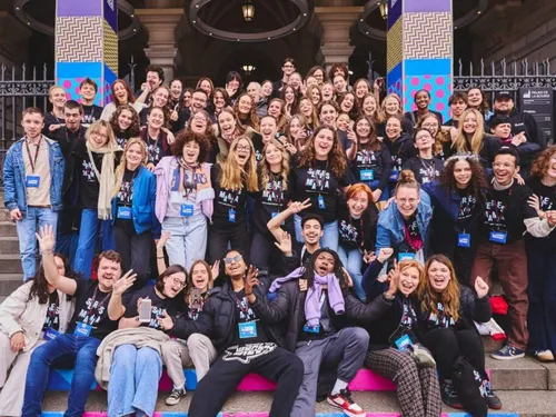 Devenez bénévole pour Séries Mania 