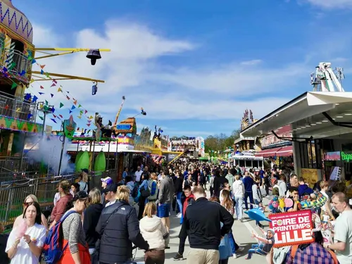 La foire aux manèges de Lille est prolongée