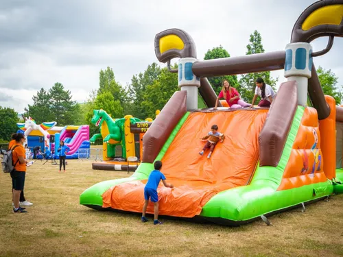 Un Village d'été s'est installé à Roubaix