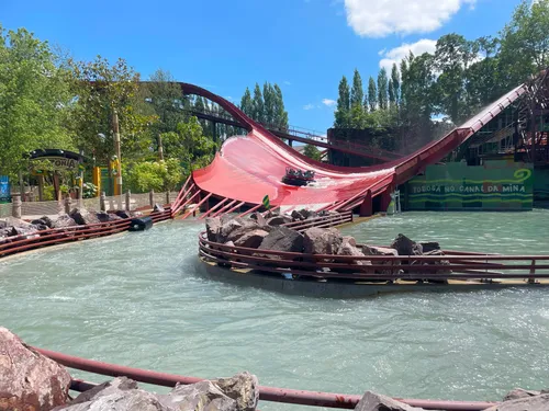 L'attraction Amazonia encore à l'arrêt à Bellewaerde