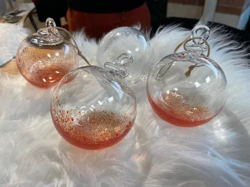 Des Boules de Noël solidaires dans l'Audomarois