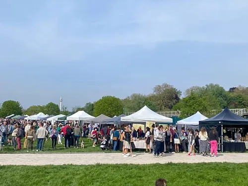 Les marchés nocturnes et de créateurs cet été 