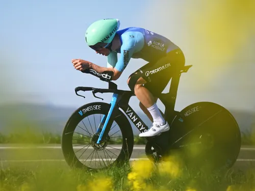 Cyclisme : Decathlon AG2R La Mondiale devient Decathlon CMA CGM