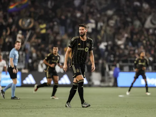 Olivier Giroud au LOSC, c'est confirmé ! 