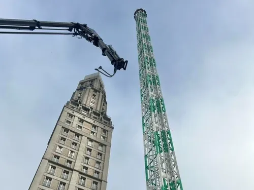 Gros couac pour la tour panoramique du marché de Noël d'Amiens