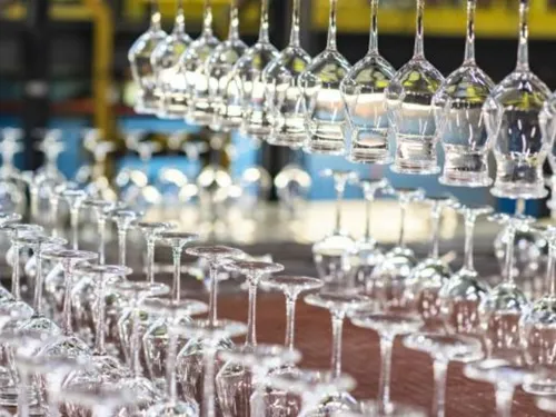 La verrerie d'Arc en redressement judiciaire