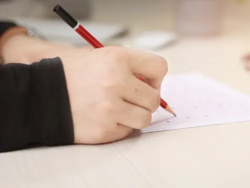 Les résultats du bac dans les académies de Lille et Amiens