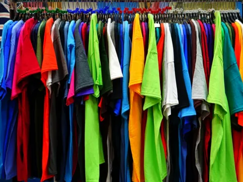 Grand déstockage chez Airness à Pérenchies