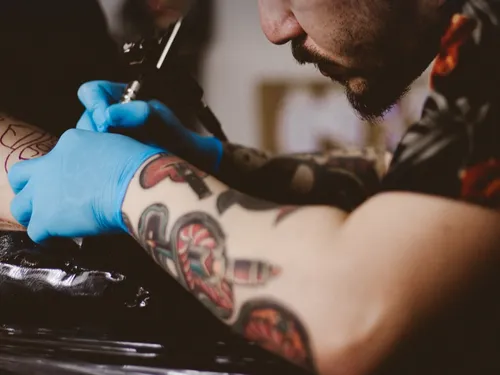 Un salon du tatouage à Garage à Lille