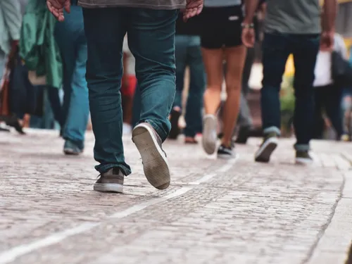 La Ville de Lille va tester la circulation à droite des piétons