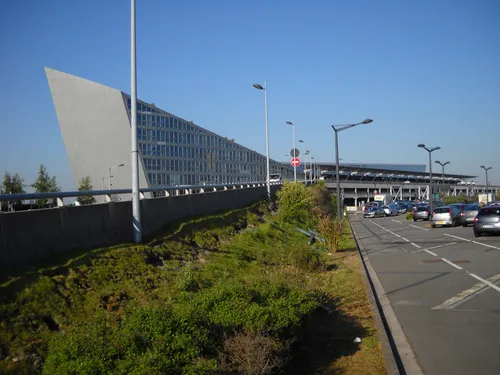 Aucun vol au départ de l'aéroport de Lille entre minuit et 6 h...
