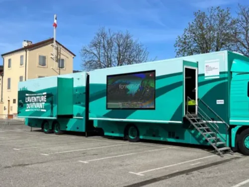 « L'Aventure du vivant » : un bus sur le secteur agricole dans la...