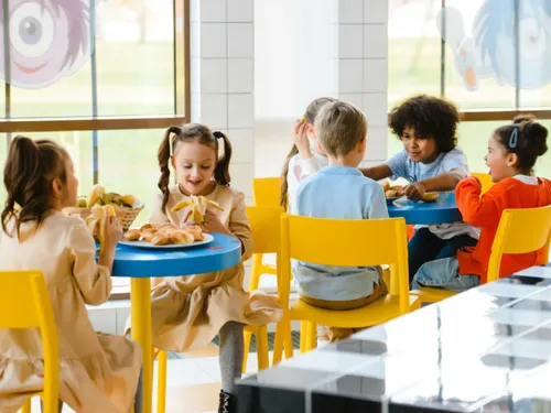 La cantine bientôt gratuite à Roubaix pour certaines familles