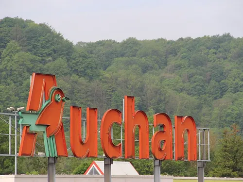 3 magasins Auchan de la région pourrait passer sous Lidl