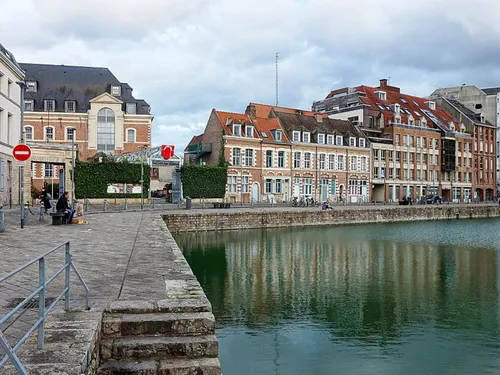 Lille : on pourrait bientôt se baigner au Quai du Wault !