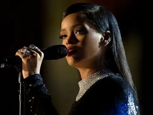 Rihanna est bien de retour en studio !