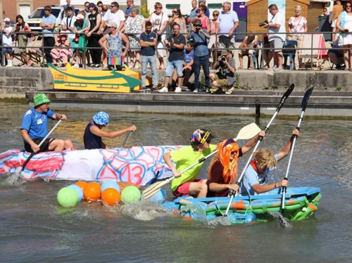 Une course de baignoires ? Ca se passe à Saint-Omer ! 