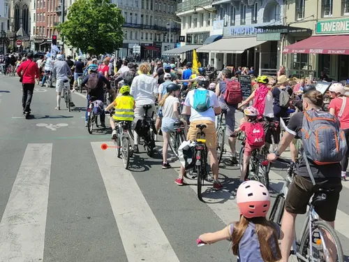 Nouvelle édition de la Convergence Vélo Lillois à travers le...