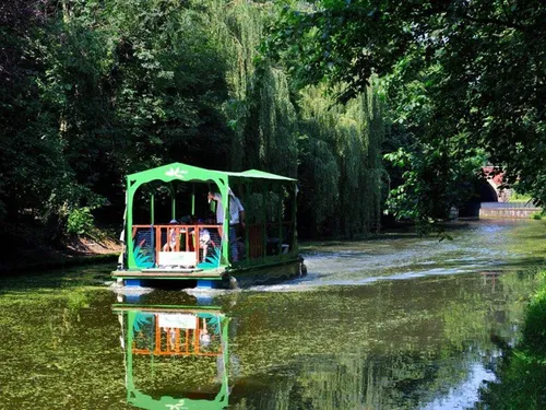 Les balades en bateau dans la région