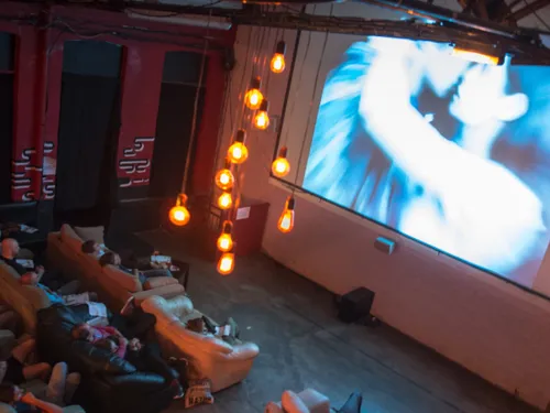 Une fête pour la fermeture du cinéma L'Hybride à Lille