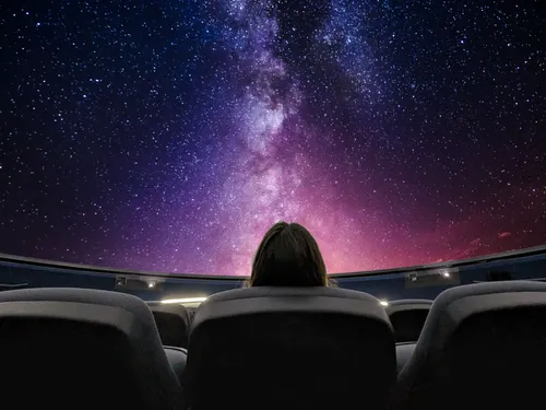 En prendre plein les yeux avec les planétariums de la région 