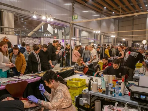 Un salon du tatouage s'installe au Palais Rameau pendant la Braderie