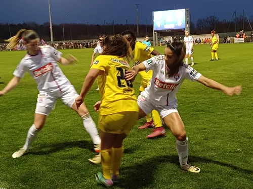 Coupe de France : l'OL s'impose logiquement à Montauban (2-9)