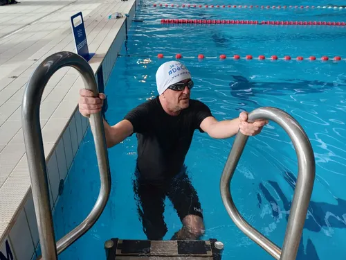 Montauban : il crée une nage pour soigner sa maladie pulmonaire