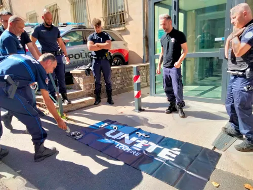 Menottes au sol à Mende : la colère des policiers s'affiche