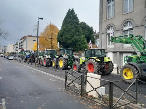 Les agriculteurs cantaliens dans l'action