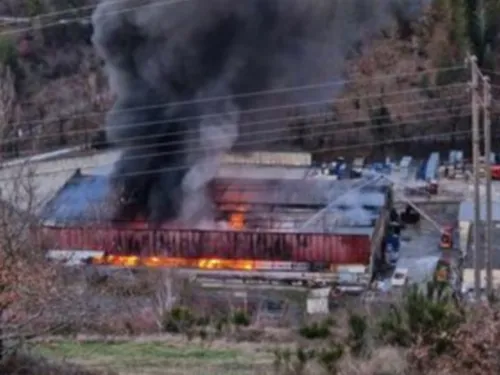 Incendie d'usine de batterie à Viviez : pas de risques selon la...