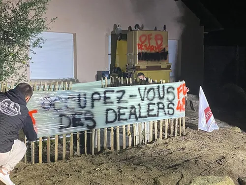 Lozère : des agriculteurs ciblent l'OFB