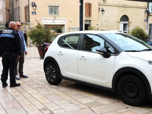 Stationnement à Mende : des places limitées à 30 minutes arrivent