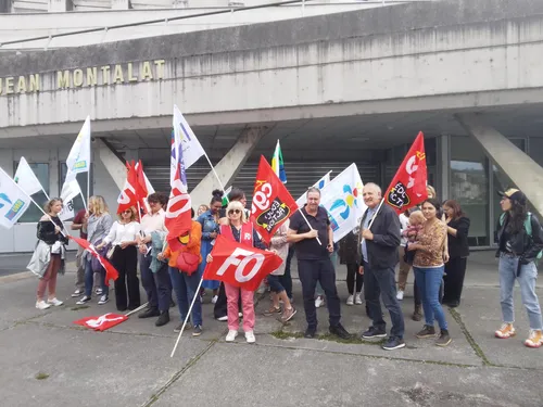 Les AESH veulent un "vrai" statut.