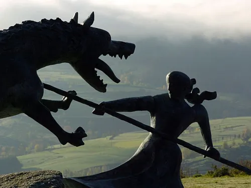 Ça vaut le détour : Une Bête du Gévaudan omniprésente !