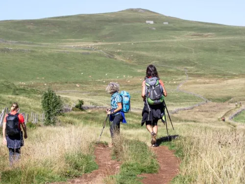 Le Tour du Carladès - Grand Volcan du Cantal, un nouveau GR de pays