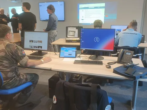Corrèze : face aux crises, le centre opérationnel départemental...