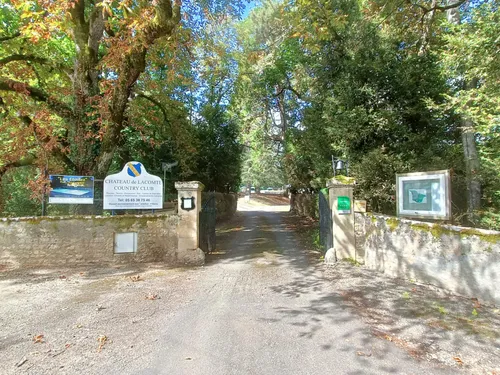 Un camping réservé... aux adultes, dans le Lot, à Carlucet !