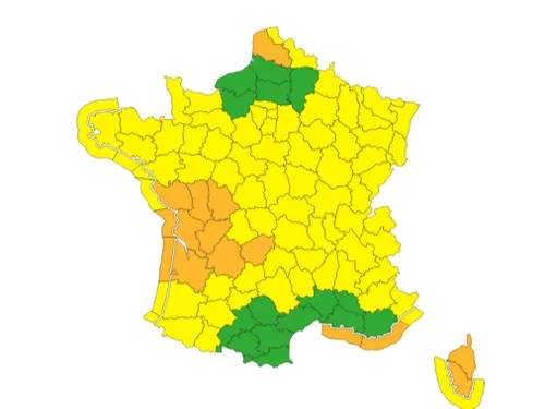 Tempête Domingos : trains bloqués, crues et foyers sans électricité...